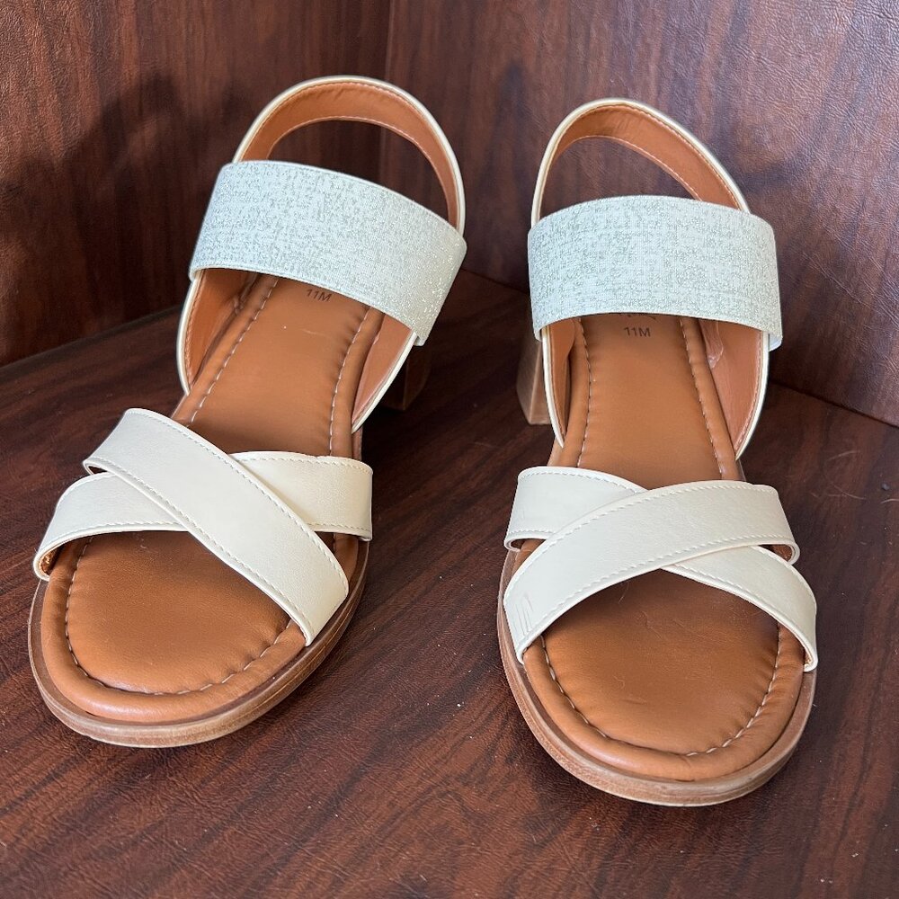 Tuscany by Easy Street slide sandal with back sling and stack heel size 11